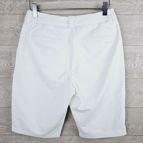 Nike Golf Tour Performance Dri-Fit Women's White Shorts NWT, size 2 - Picture 2 of 13